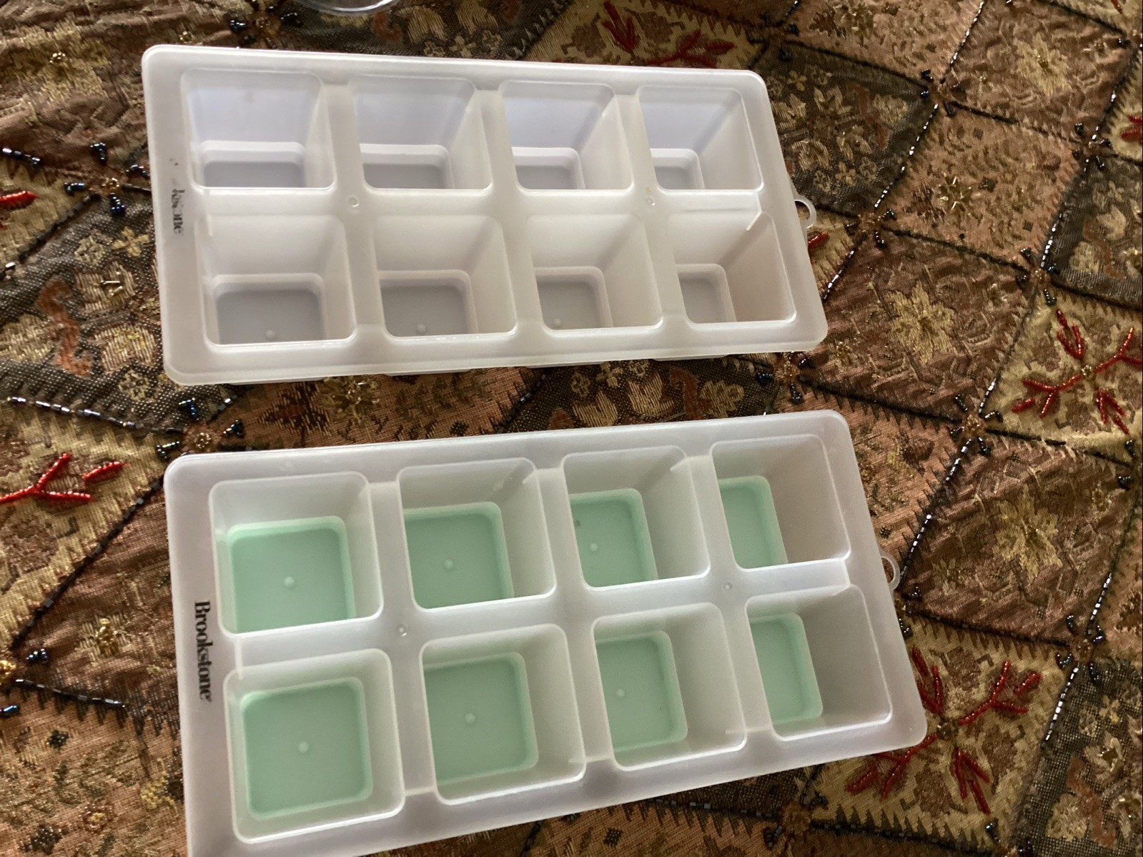 2 BROOKSTONE ICE TRAYS ICE-CUBE SOFT BOTTOM EASE RELEASE.