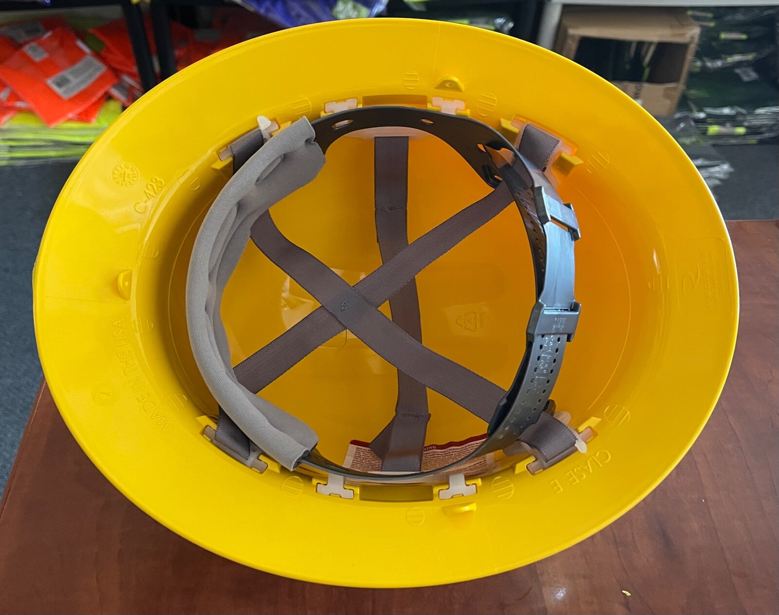 Radians Yellow Quartz Full Brim Hard Hat, 6 points suspension