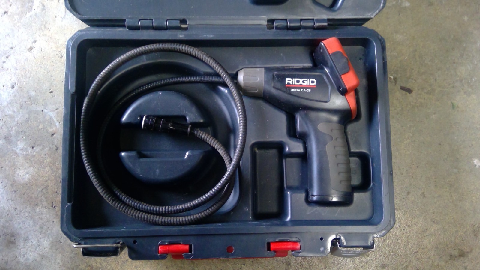 RIDGID Micro CA-25 Digital Handheld Inspection Camera With LED Light 40043