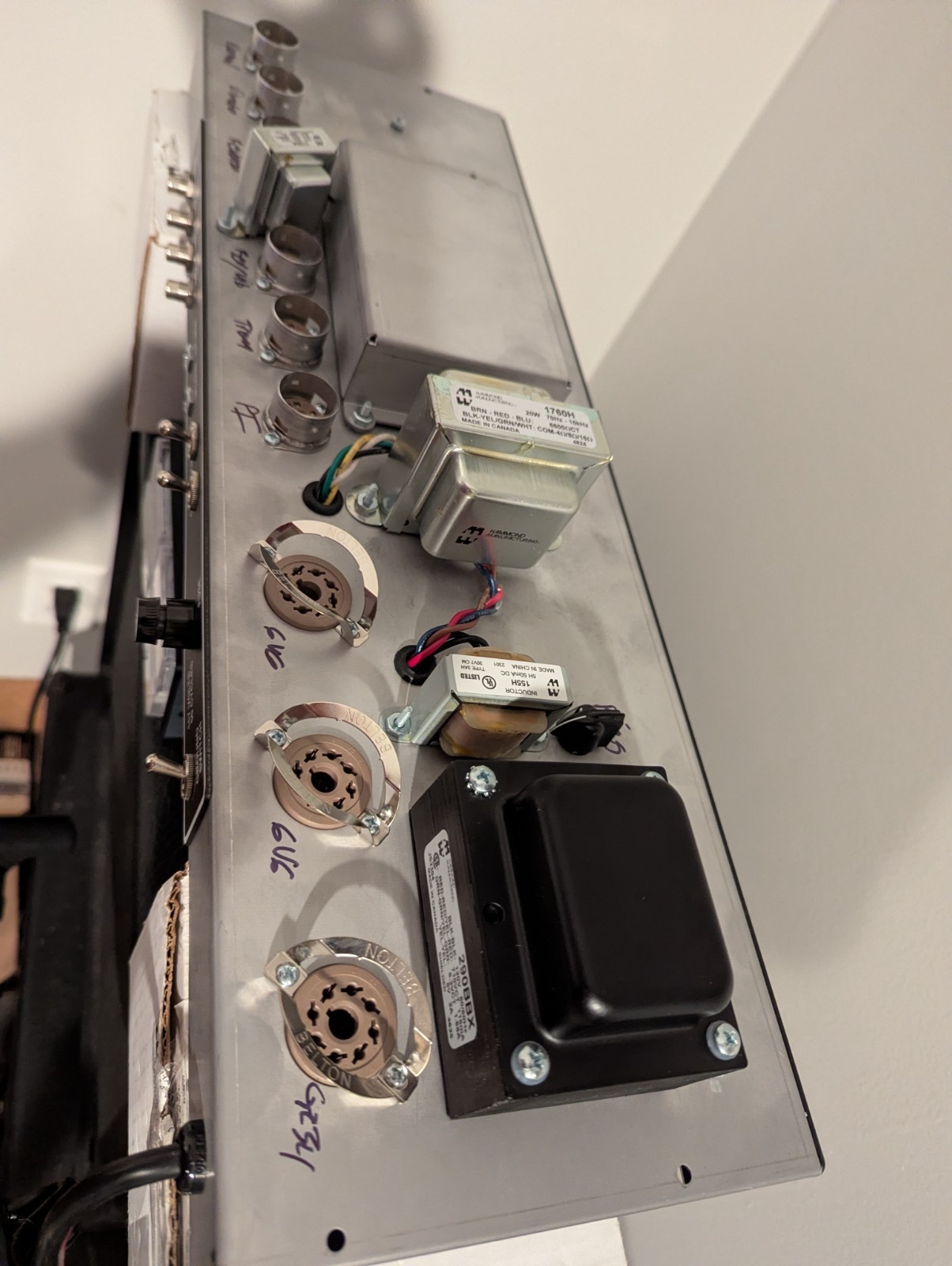Deluxe Reverb clone chassis-only