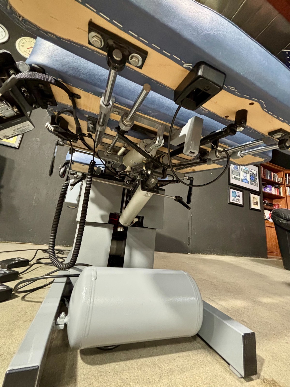 Hill Laboratories Air-Flex Air-Powered Auto Flexion Touchscreen Chiropractic Tab