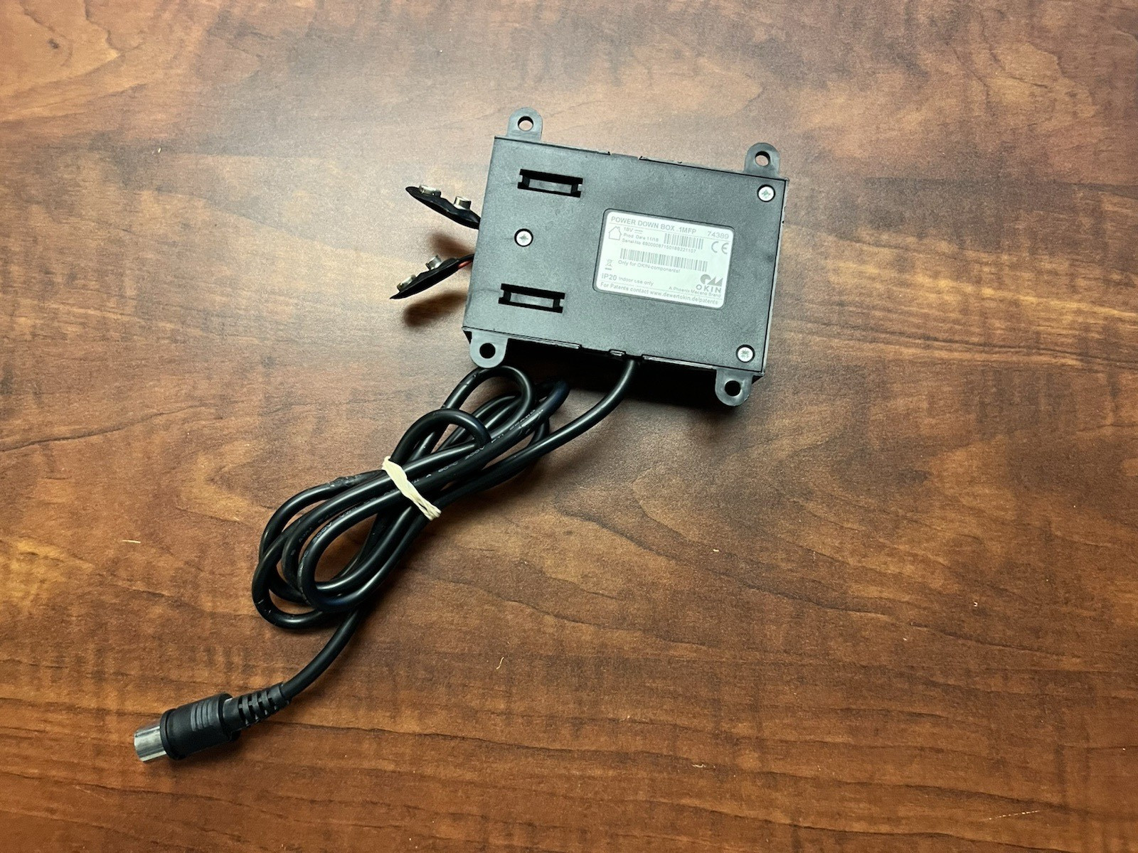 OKIN POWER DOWN BOX 1MFP  74389 Adjustable Bed with Battery Backup