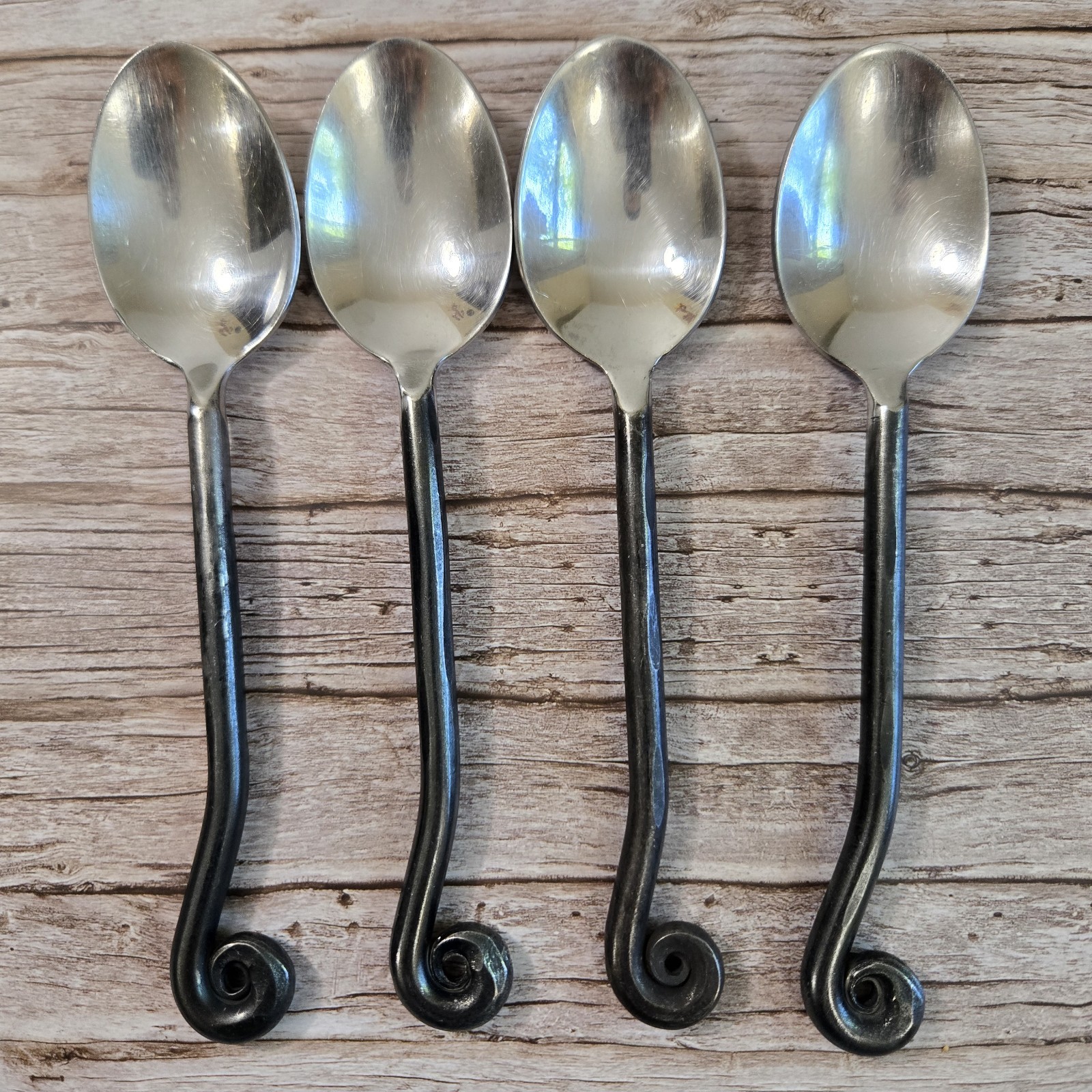 4 Piece GS Gourmet Settings 18/10 Stainless Tablespoons Treble Clef Pattern