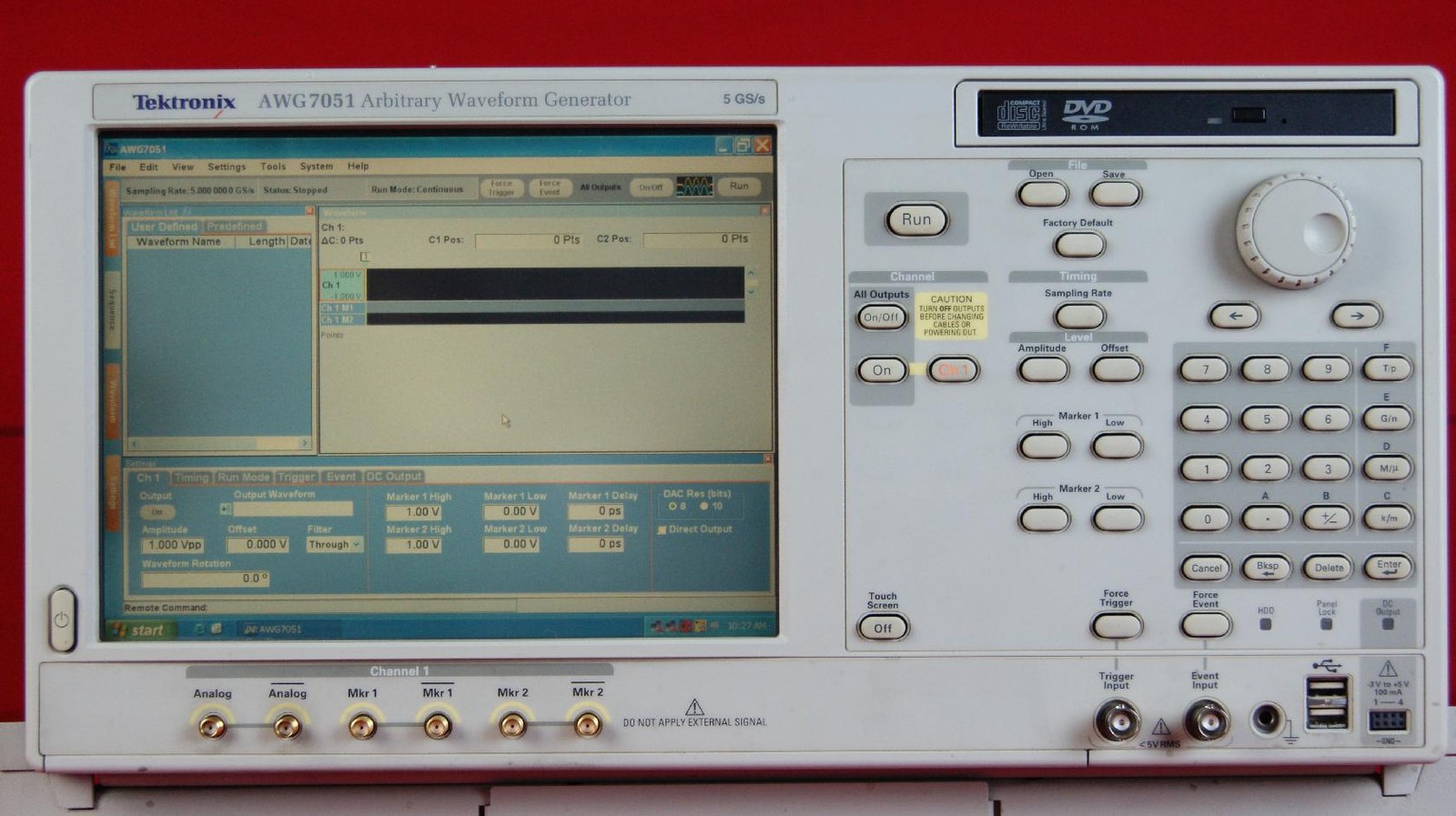 Tektronix AWG7051 Arbitrary Waveform Generator