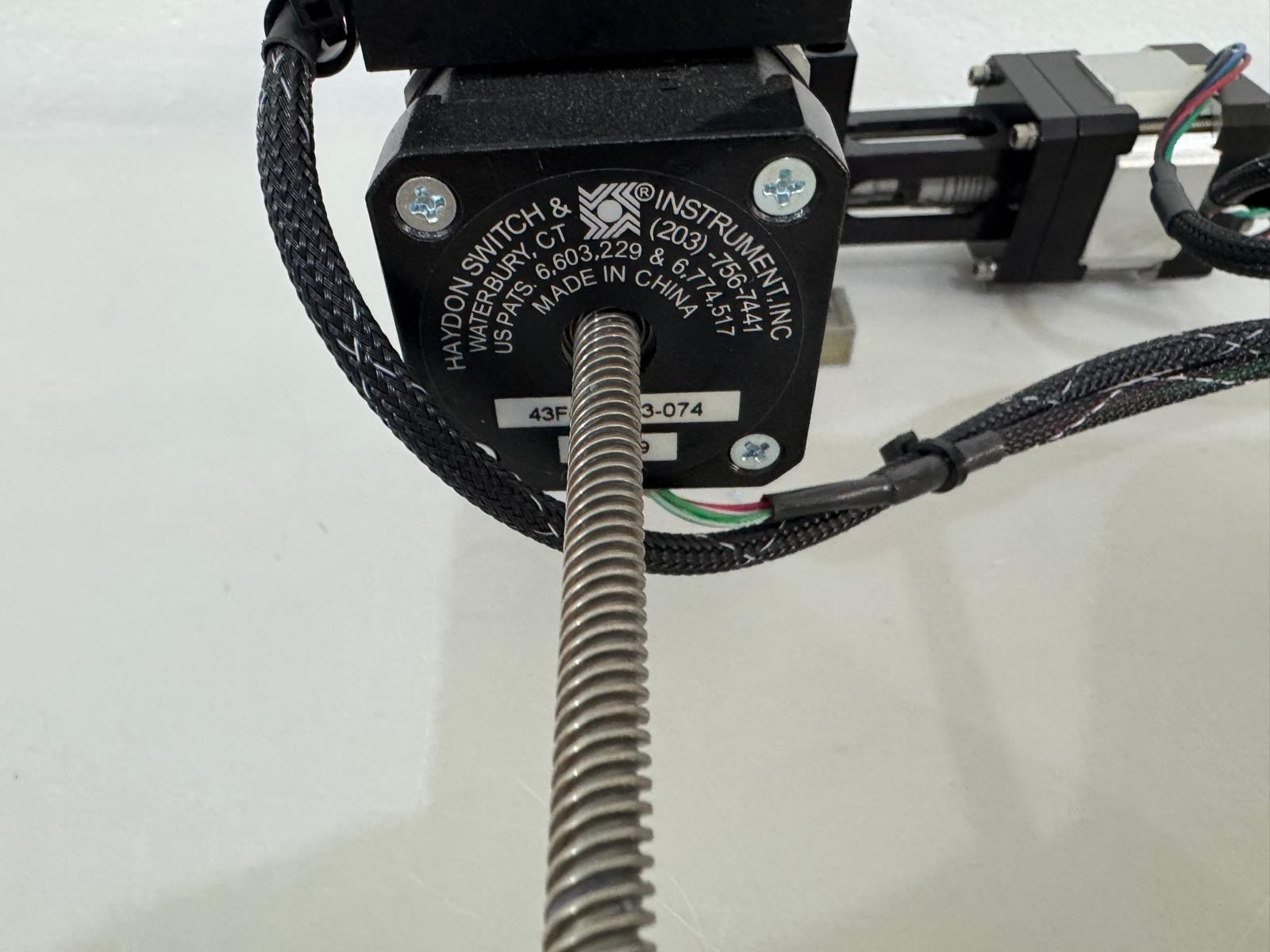 Amnis ImageStream X Motorized Objective Turret Assembly with Olympus UPlanFL N 4