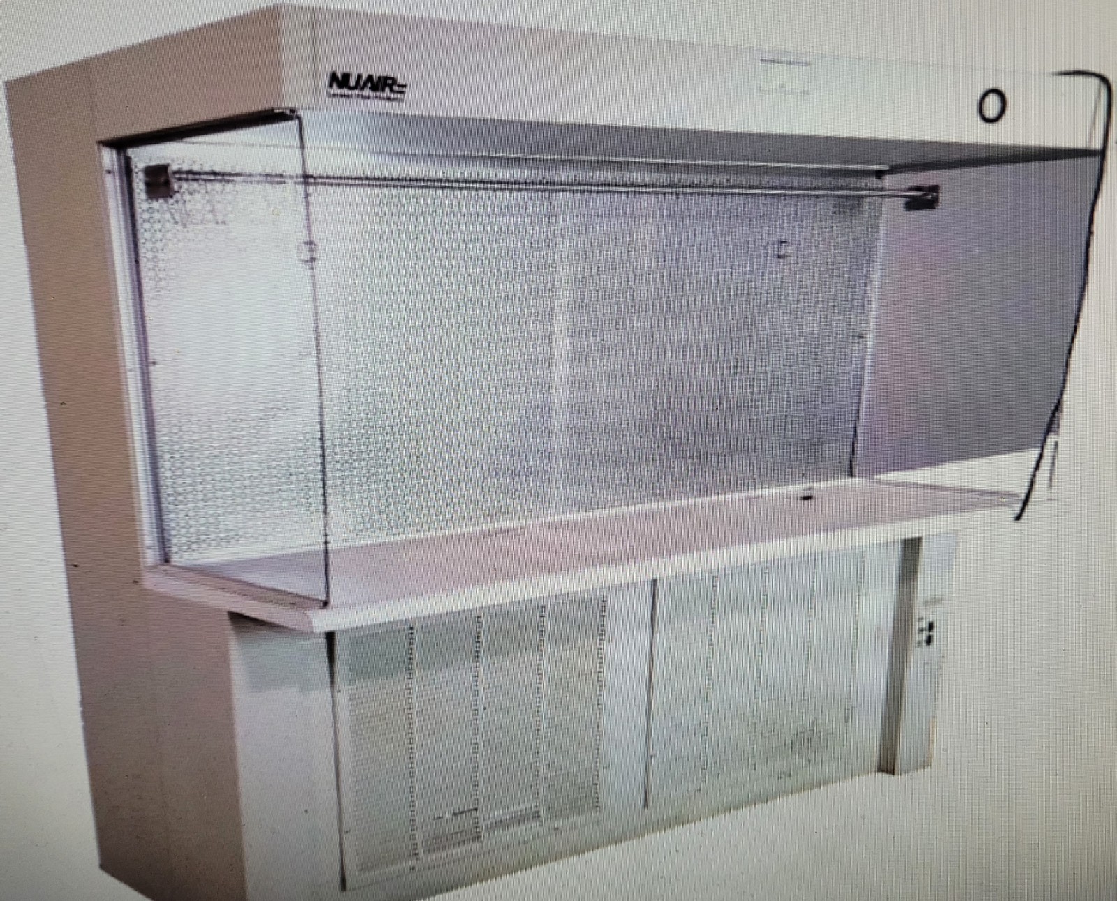 Nuaire Nu-301-636 Horizontal Laminar Air Flow Workstation