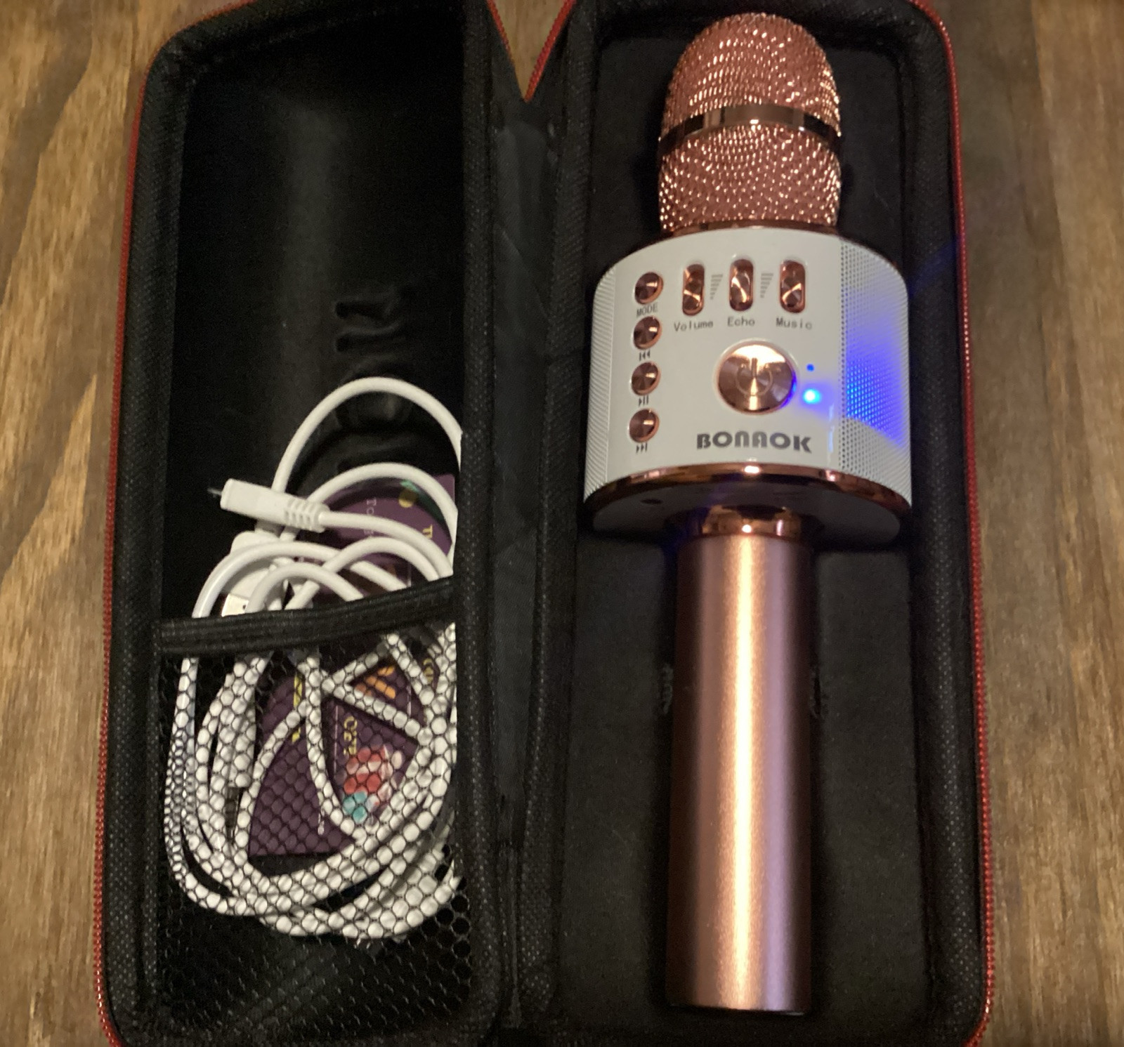 Bonoak  wireless bluetooth Karaoke Microphone Great Condition Free Shipping