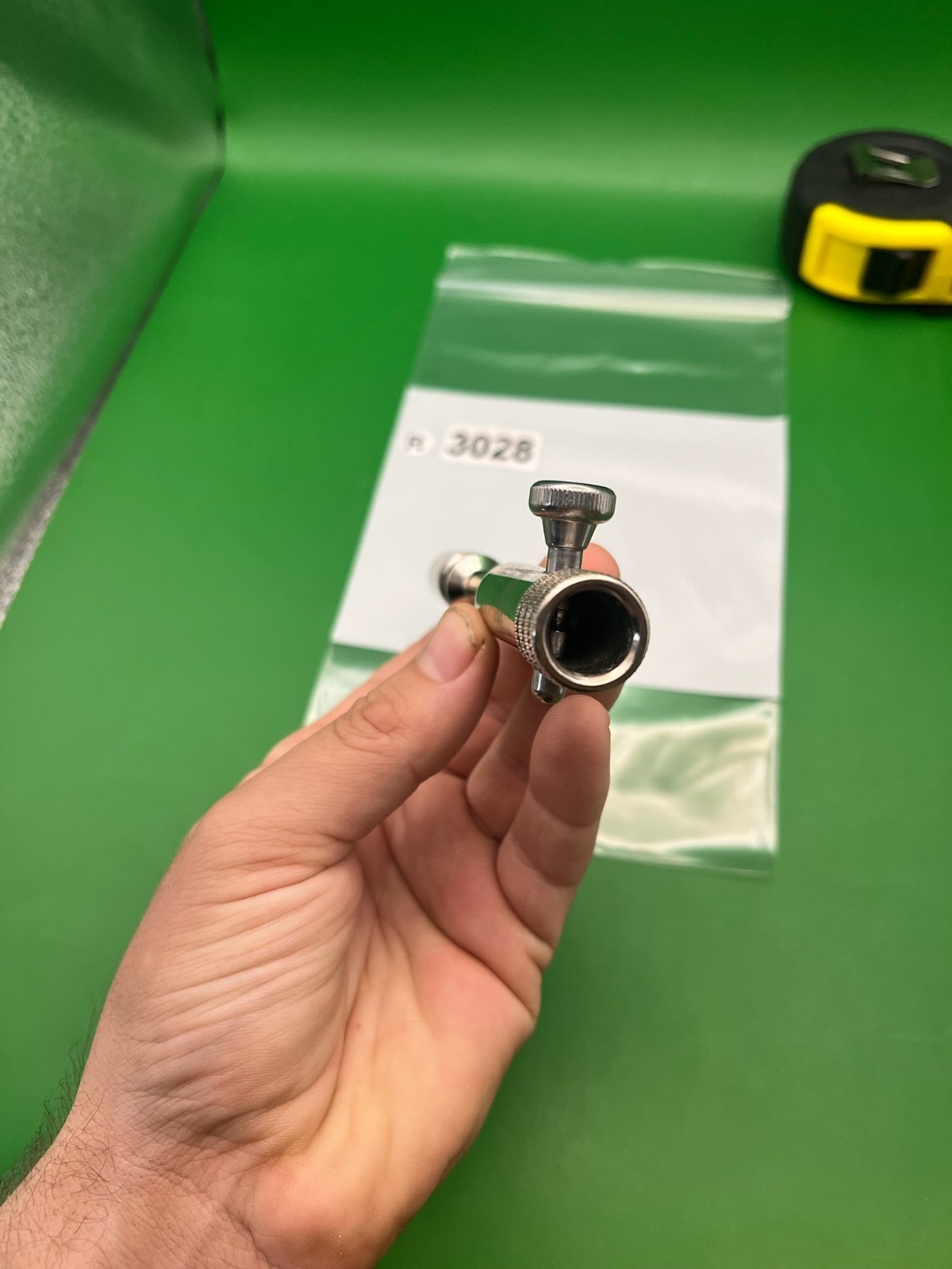 Autococker Bolt
