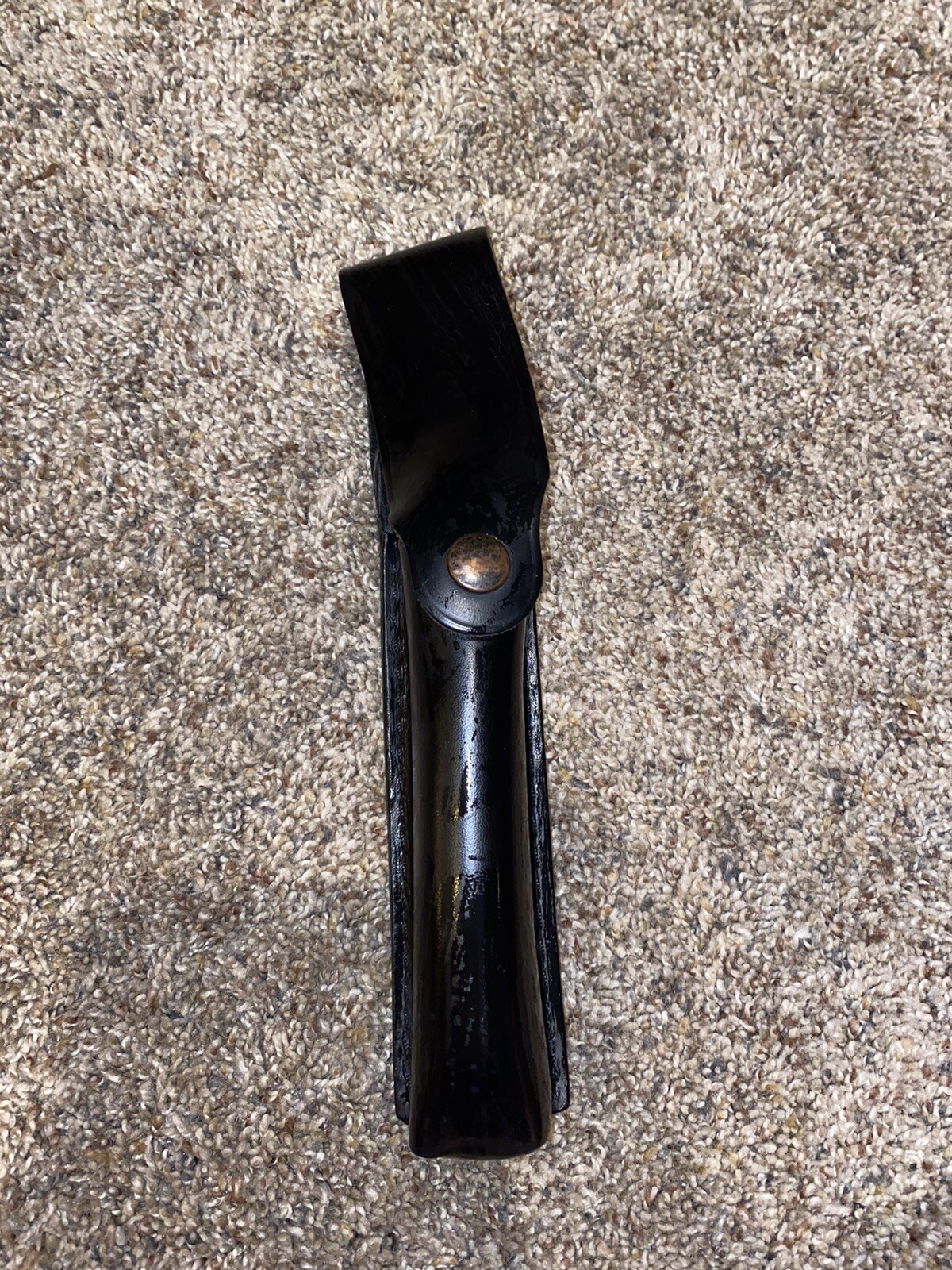 Perfect Fit Leather Flashlight Holder