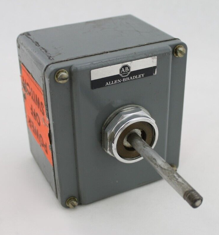 Allen-Bradley 40024-010 + 800T-M1 + (2) 800T-XA Joystick Switch