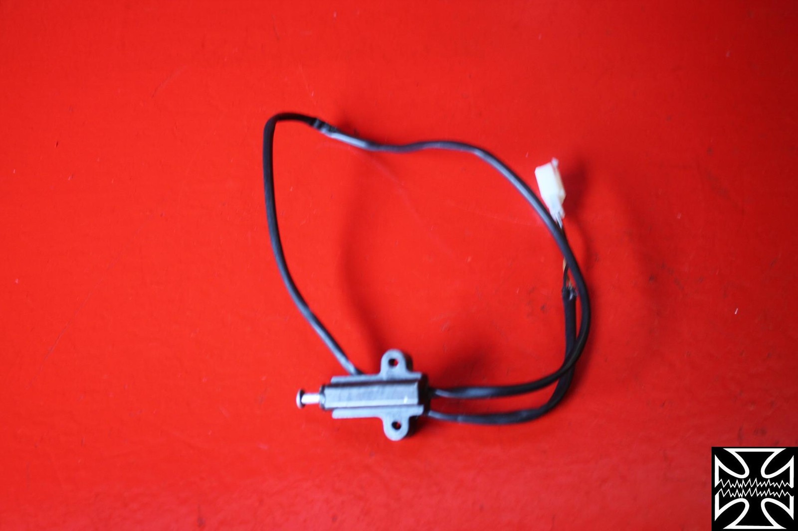 15 2015 HYOSUNG GT650R COMET OEM KICKSTAND SIDE KICK STAND SENSOR