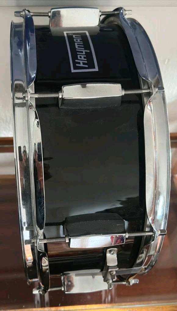 🥁 HAYMAN WOODEN SNARE DRUM WITH BLACK FINISH VERY GOOD CONDITION ( MODERN  ) 🥁