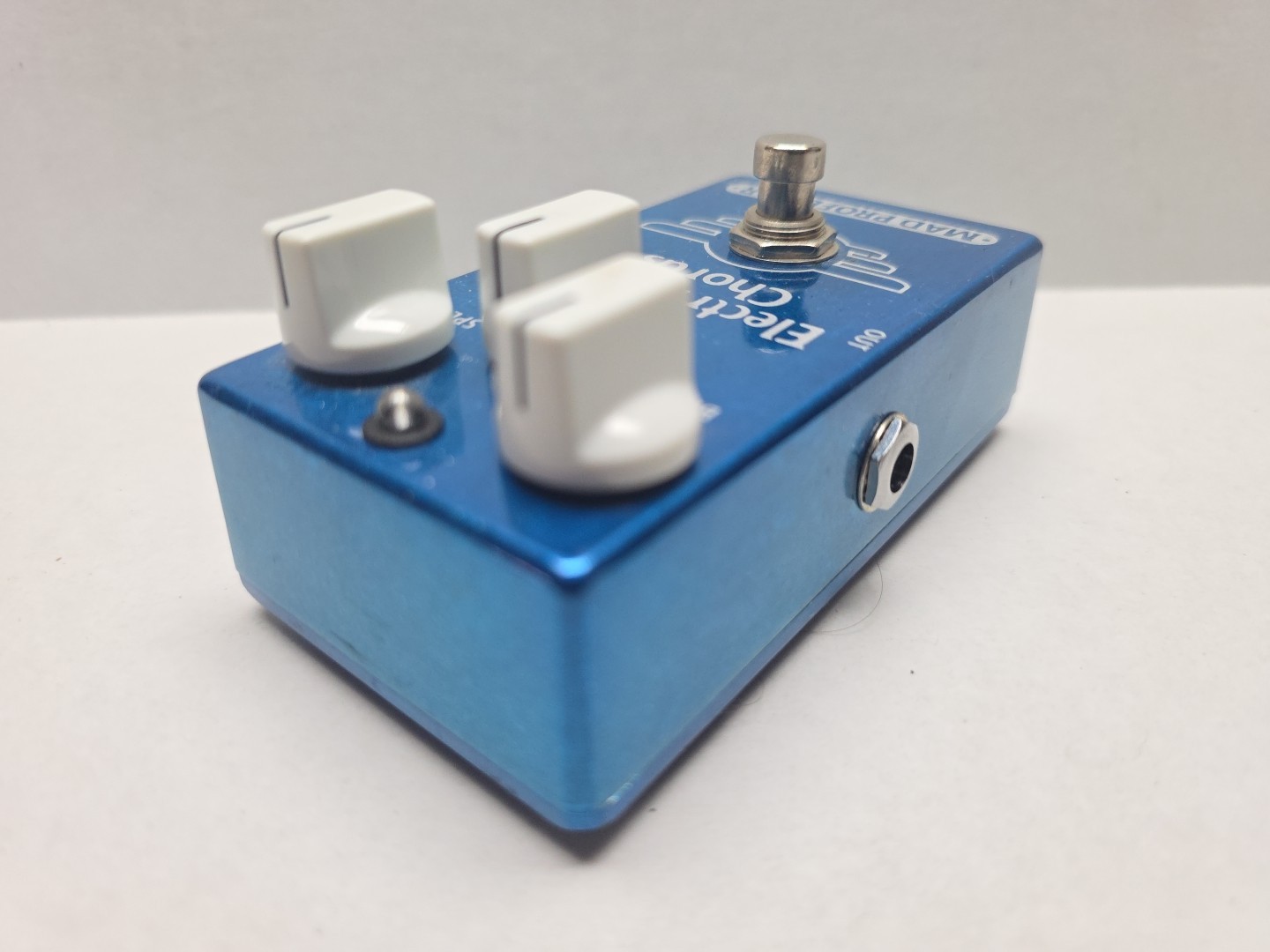 Mad Professor Electric Blue Chorus Guitar Effect Effects Pedal Nice