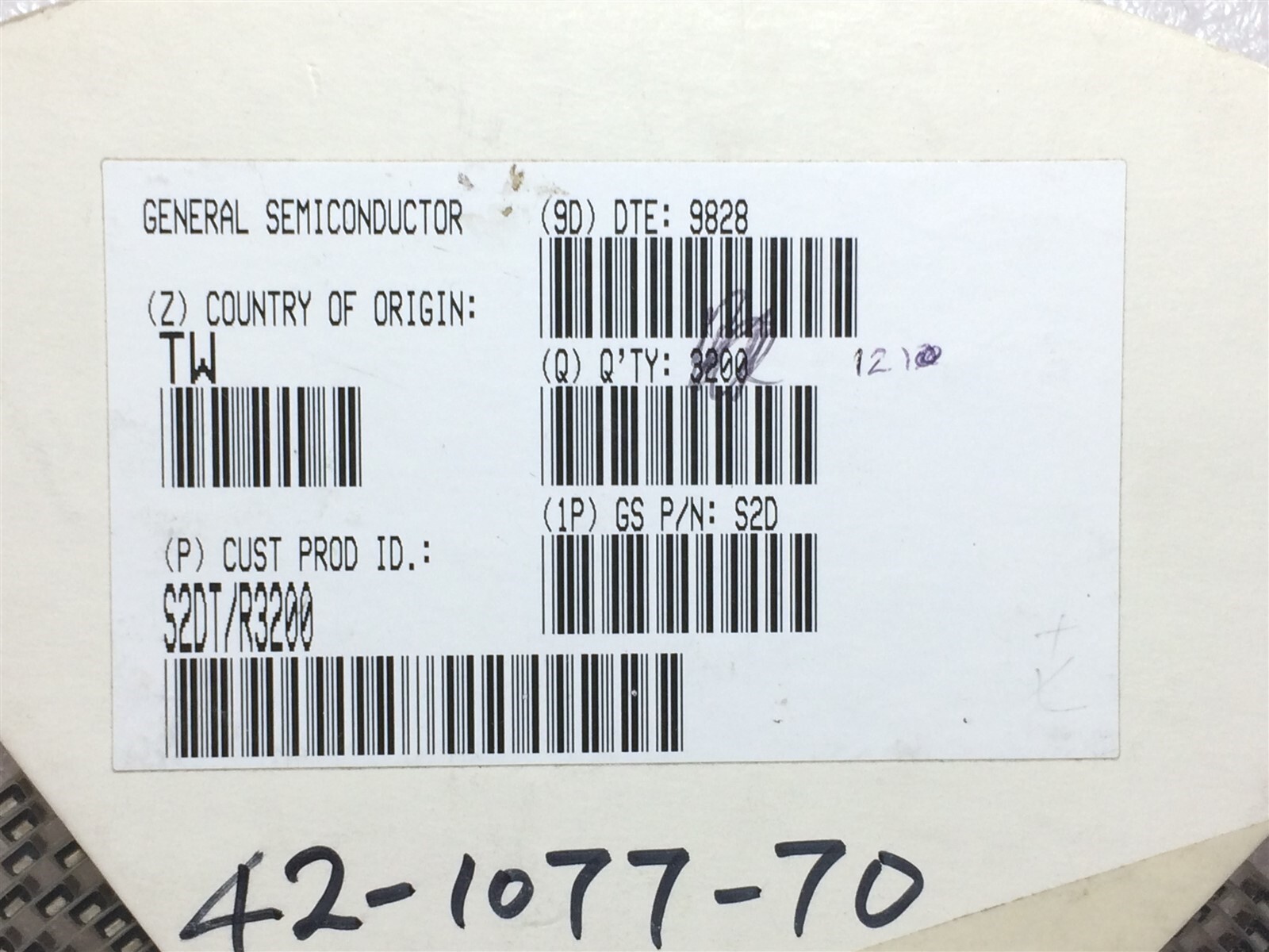 S2D GEN SEMI DIODE GEN PURP 200V 2A SMB 50 PIECES