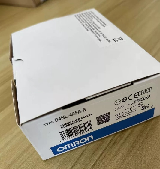 Omron D4NL-4AFA-B PLC Door Switch Unit