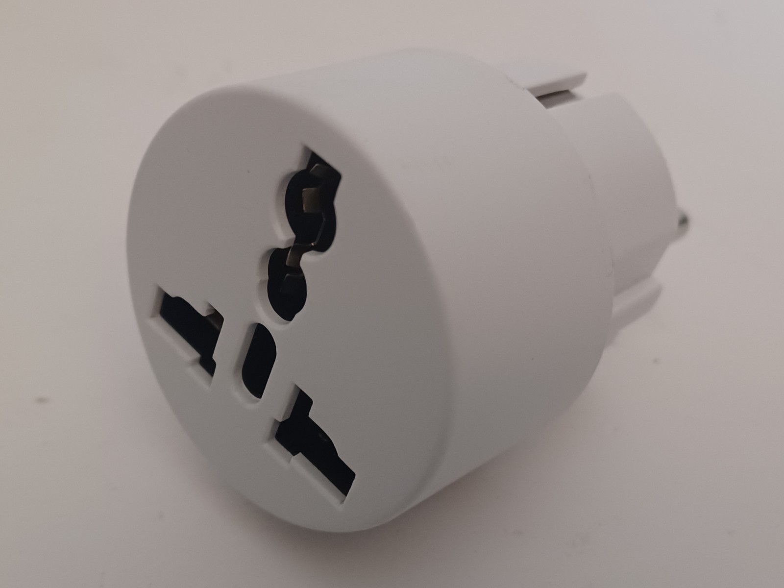Smart Plug With Power Consumption