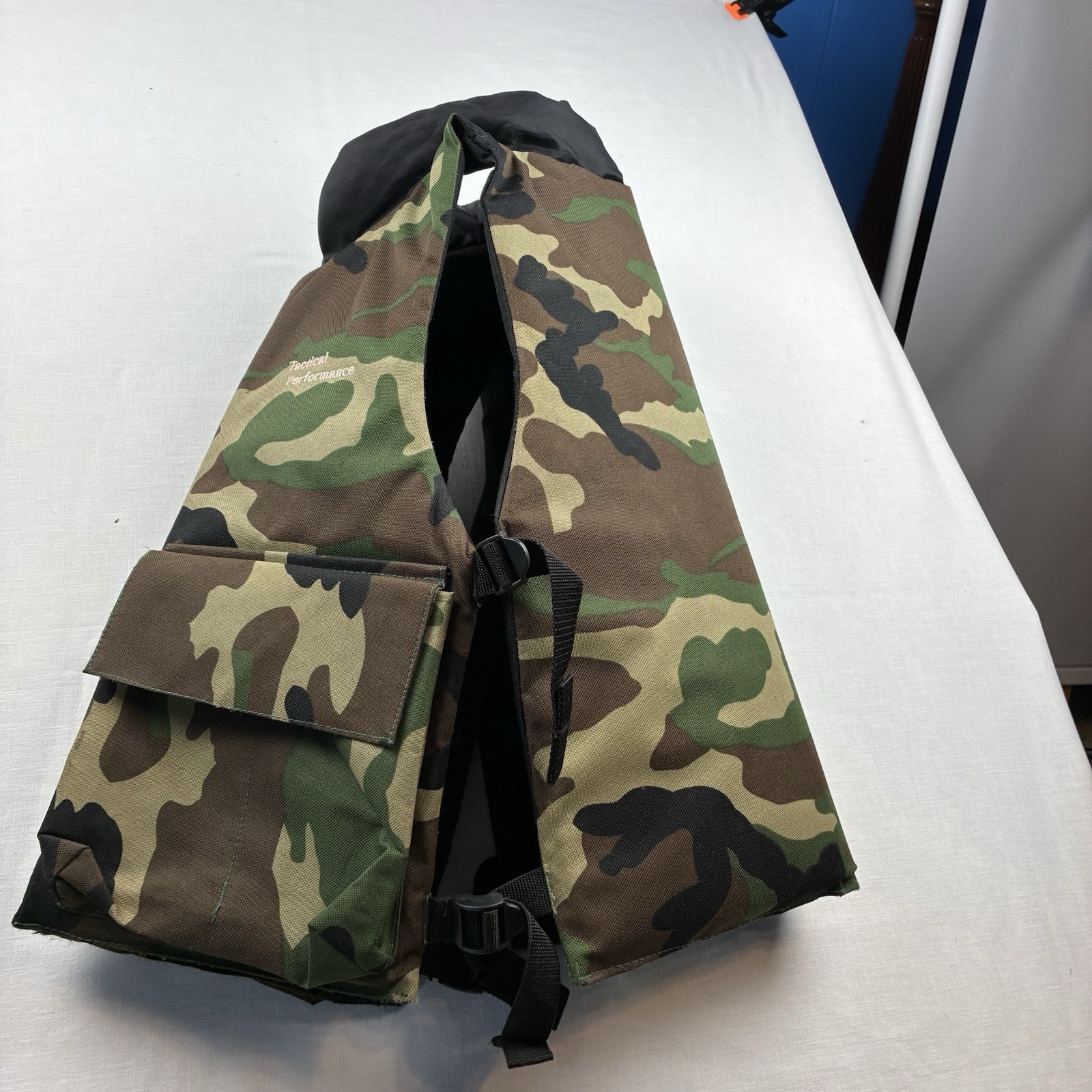 Tactical Perf Padded Reversible Camo/Black Vest Multi-Pockets Size Adjustable