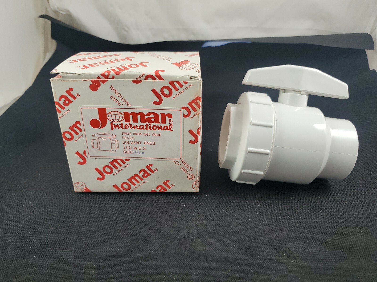 JOMAR 1 1/2'' SINGLE UNION BALL VALVE PVC SOLVENT ENDS