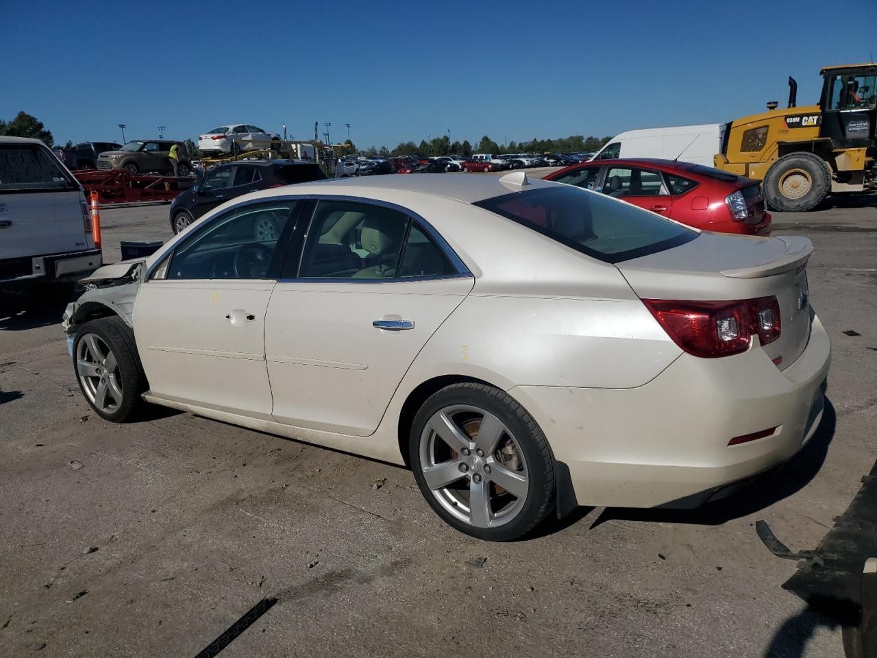 Used Blind Spot Detection System Warning Control Module fits: 2014 Chevrolet Mal