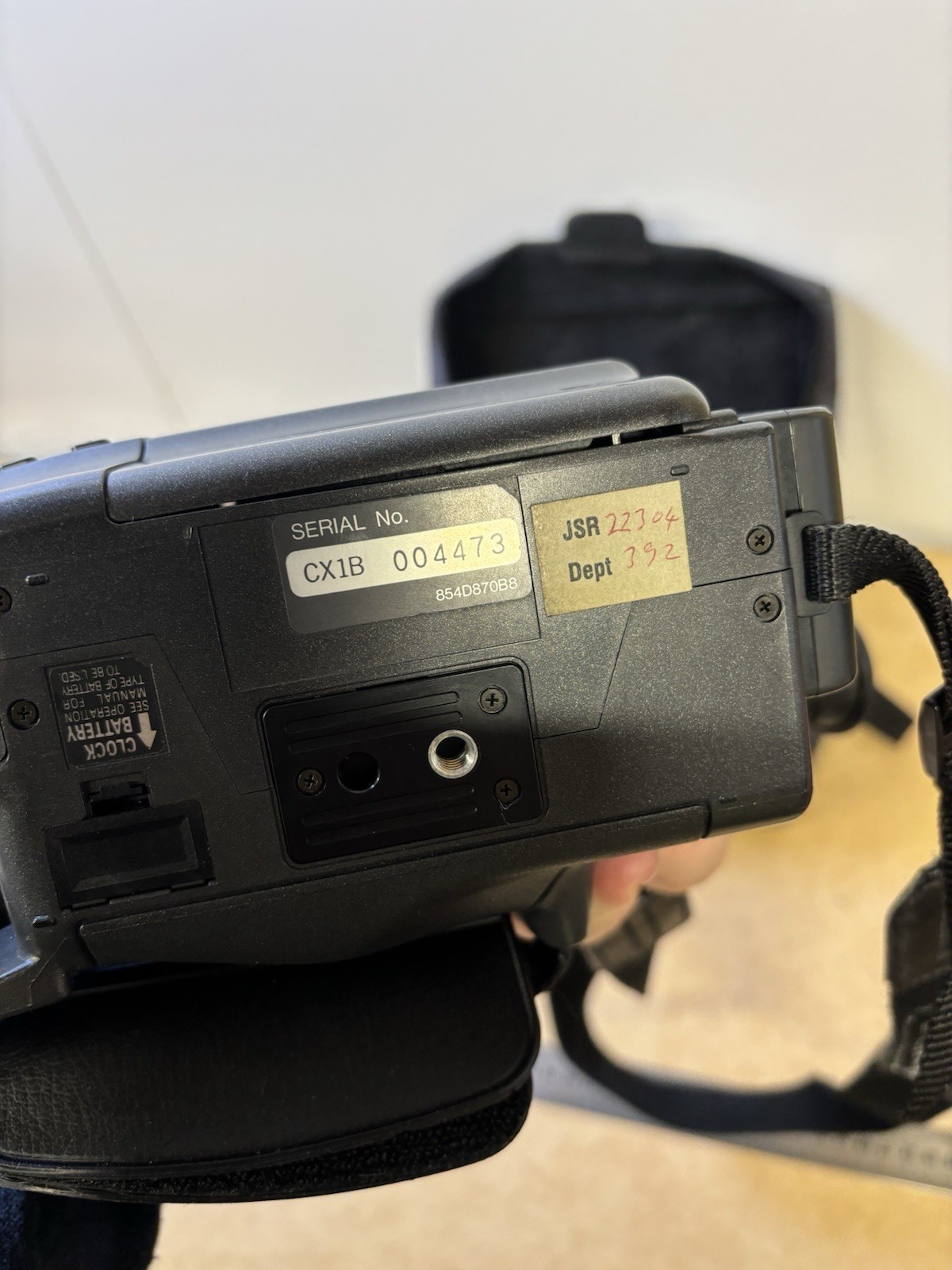 Mitsubishi HS-CX1 Video Movie Camera VHS-C PAL With case Untested