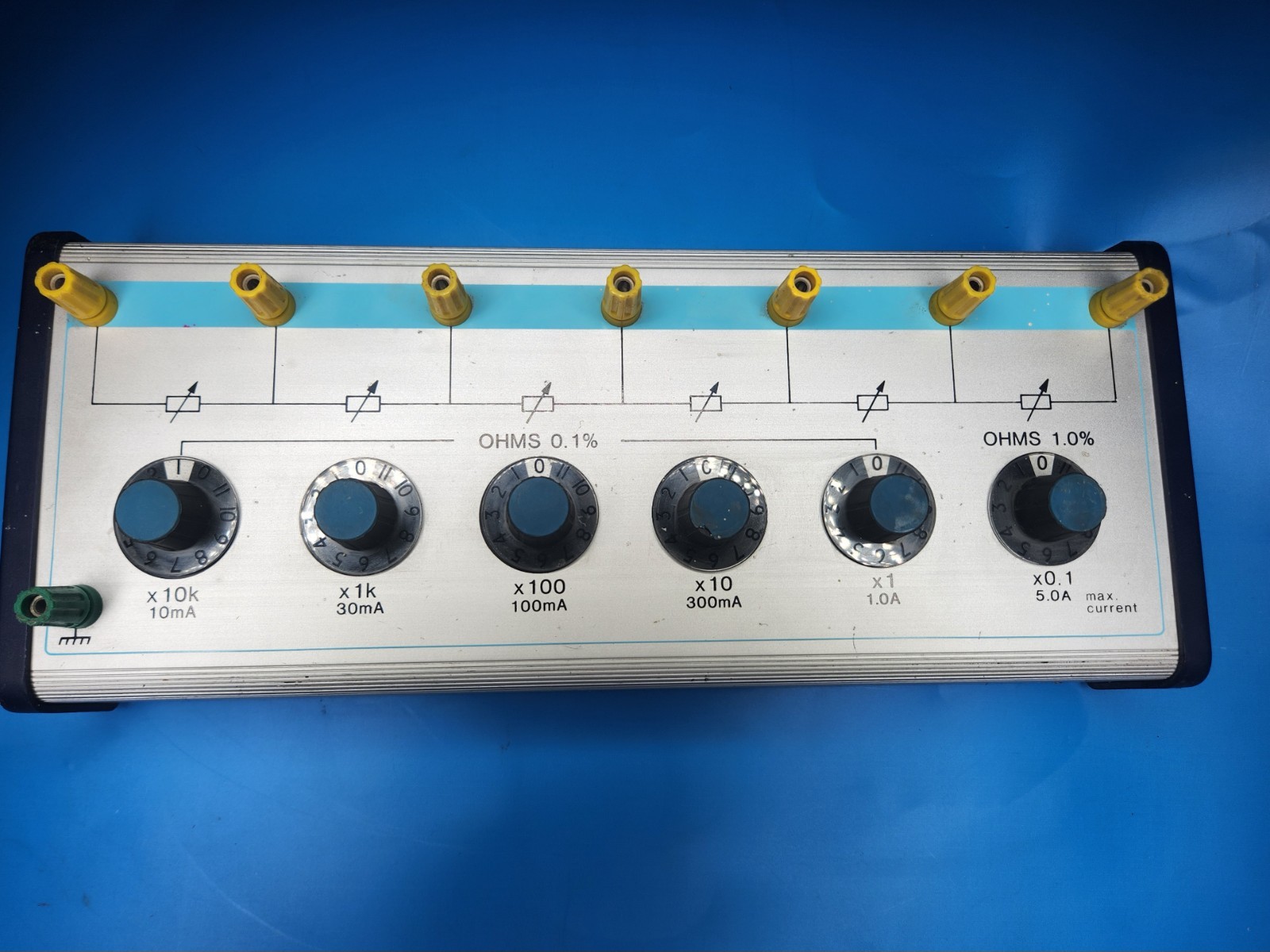 Philip Harris Decade Resistance measuring unit 99999.9RX0.1 0.1%
