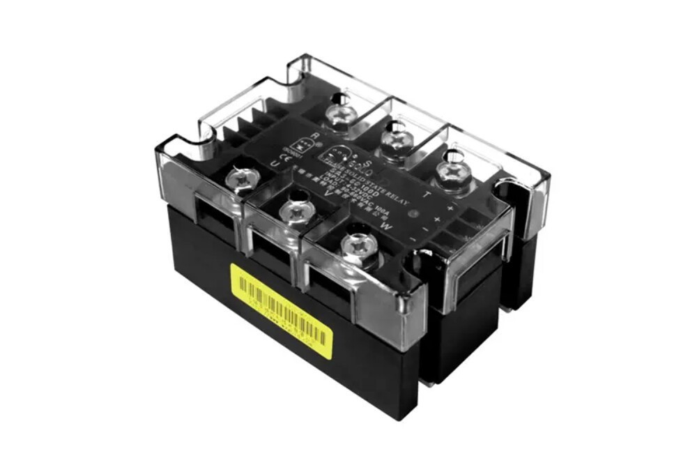 1PCS New SA3-66100D 3-Phase Solid State Relay 100A