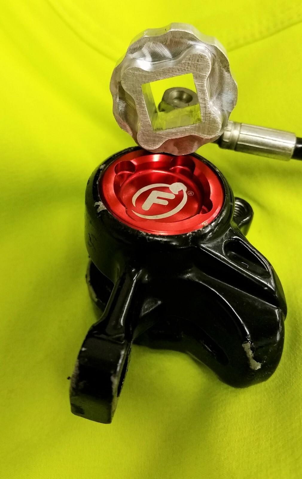 Formula RX Brake Tool - Used to remove Bore Cap for stuck or corroded pistons