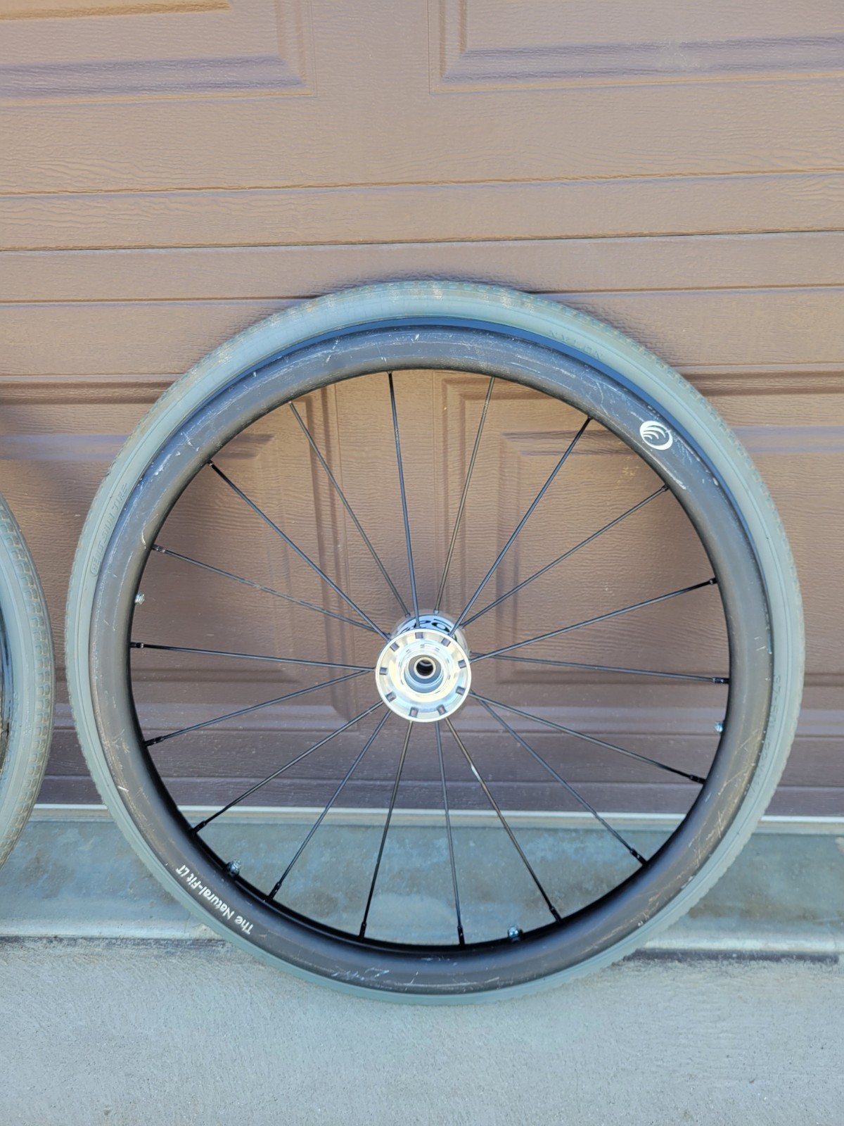 22" Spinergy SPOX W/ THE NATURAL-FIT HAND RIMS Wheelchair Wheels