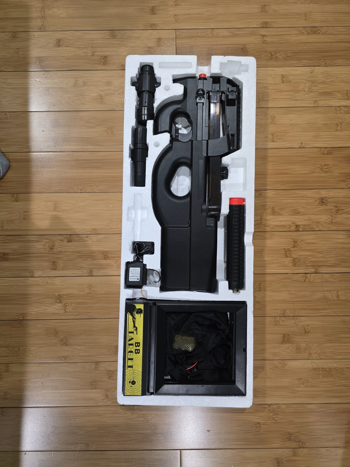 Well D90H Fully Automatic Electric Sub machine airsoft Rifle.
