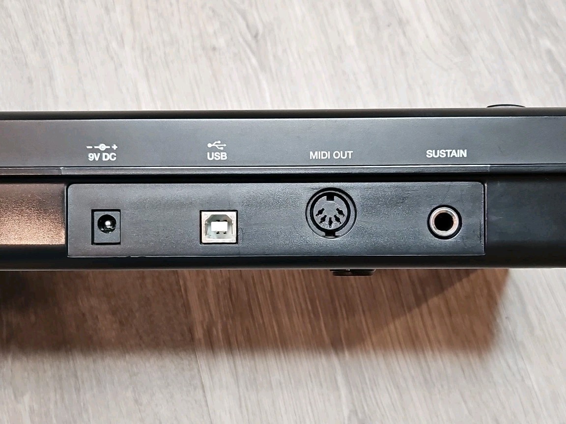 Alesis Q49 USB MIDI Keyboard Controller | USB Cable Included | Tested Works