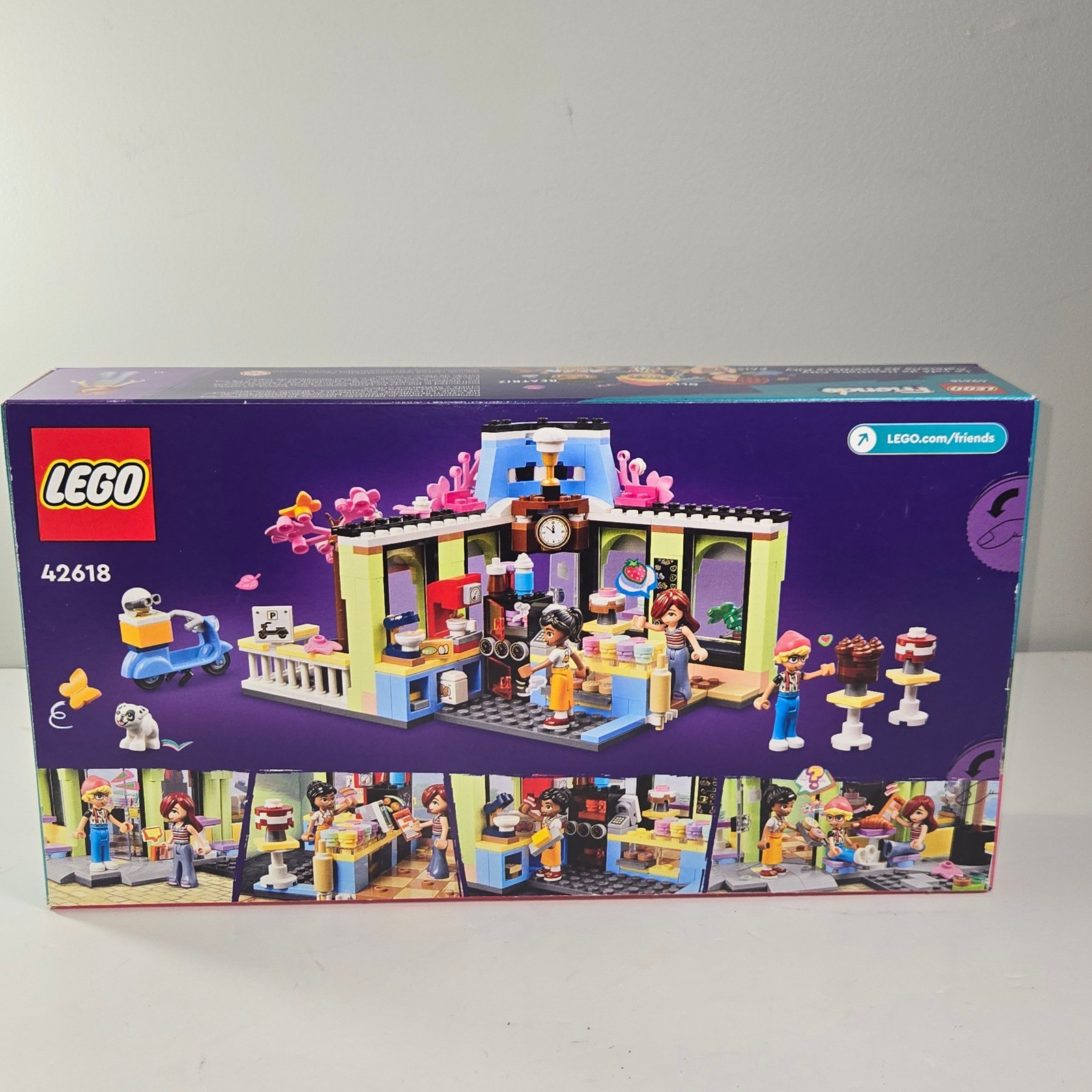 LEGO Friends Heartlake City Cafe 42618 Building Toy Set 426 pcs Ages 6