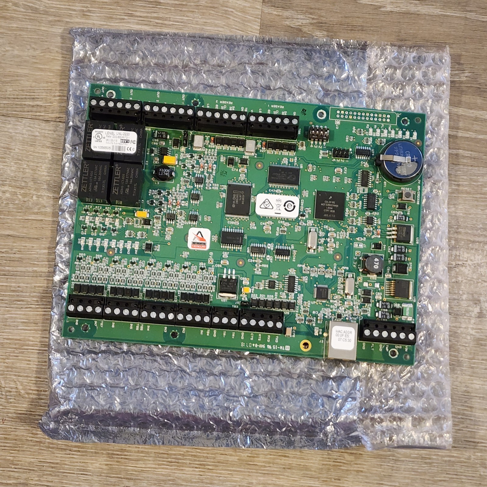 LENEL LNL-2220  Intelligent Dual Reader Controller (IDRC)