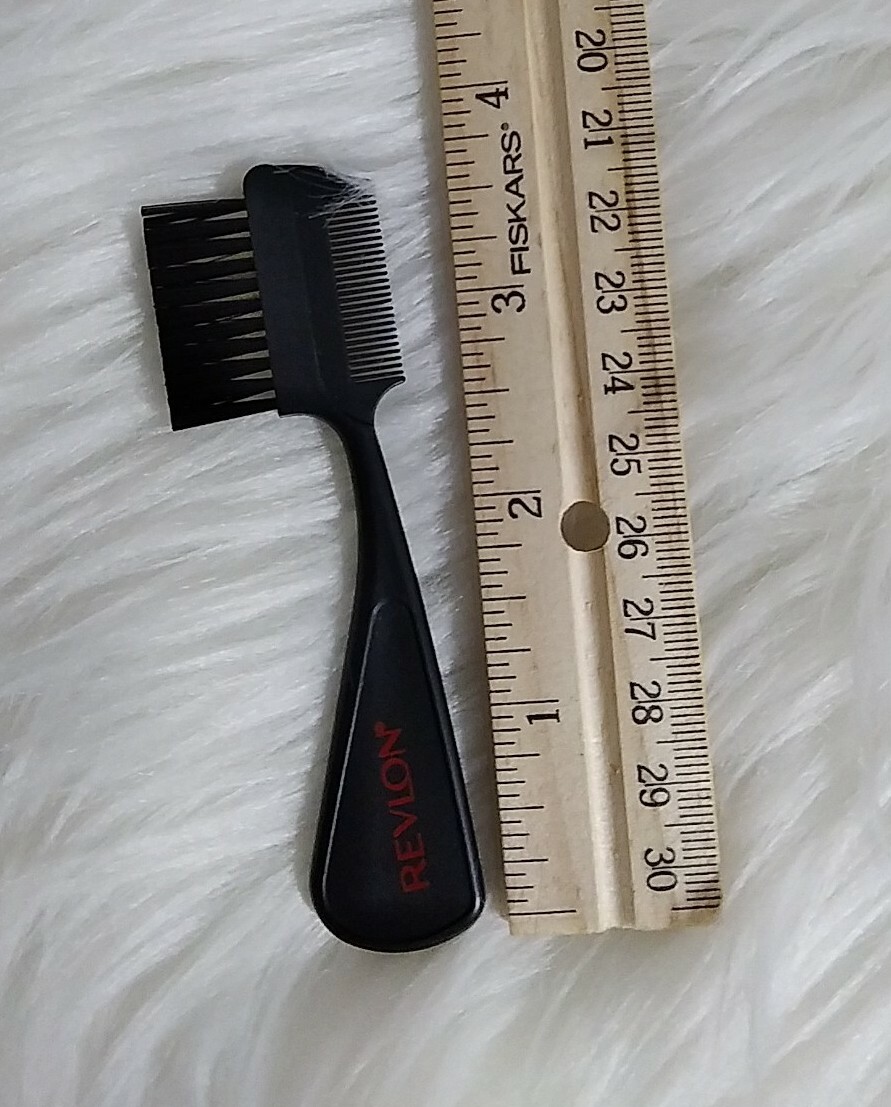 Revlon Mascara and Lash Guard With Brush