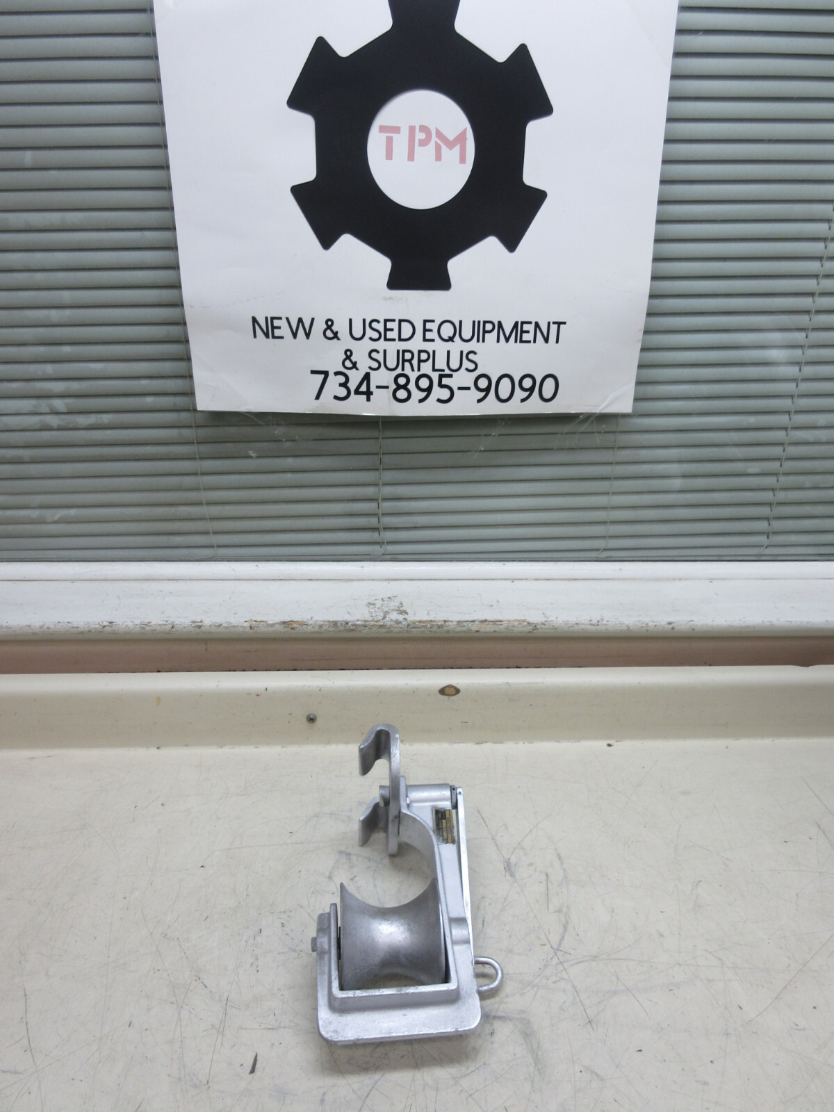 Cable Spinning Equipment Company R13 Cable Roller Used Free Shipping