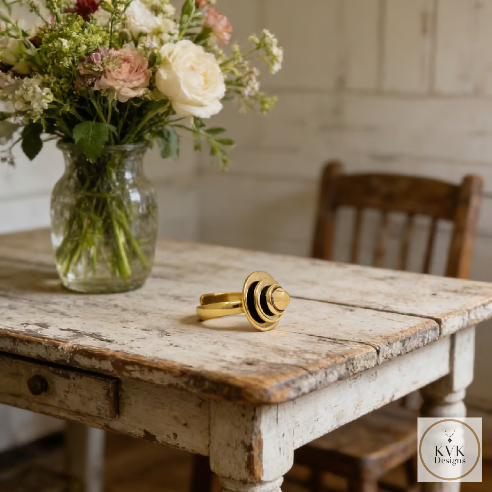 Geometric Circle Brass Ring