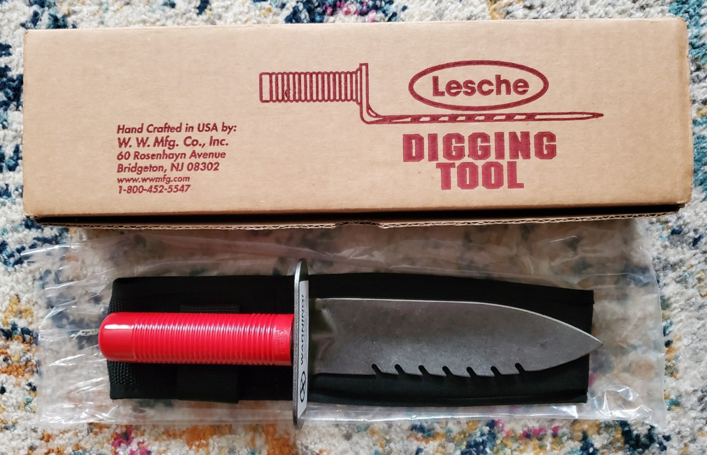 Lesche Digging Tool & Sod Cutter Right Side Serrated Blade with Sheath