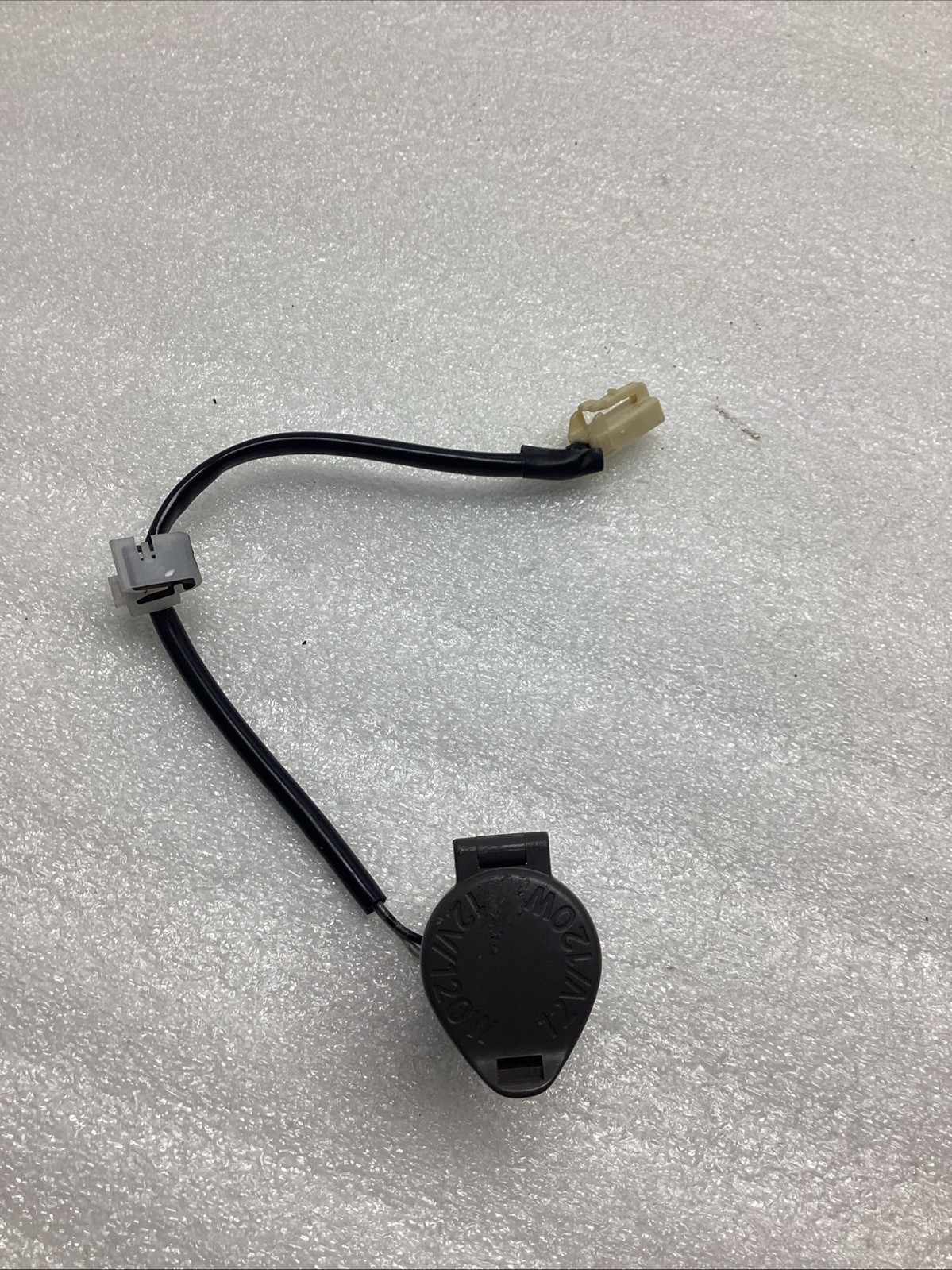 2001-2007 Toyota Sequoia Dash Power Socket Outlet 12V OEM