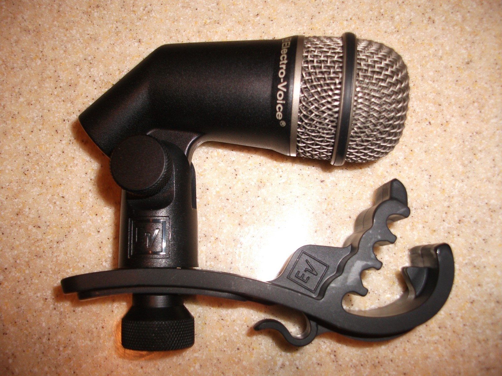 Electro-Voice PL DK5 5 piece drum microphone set with padded case New