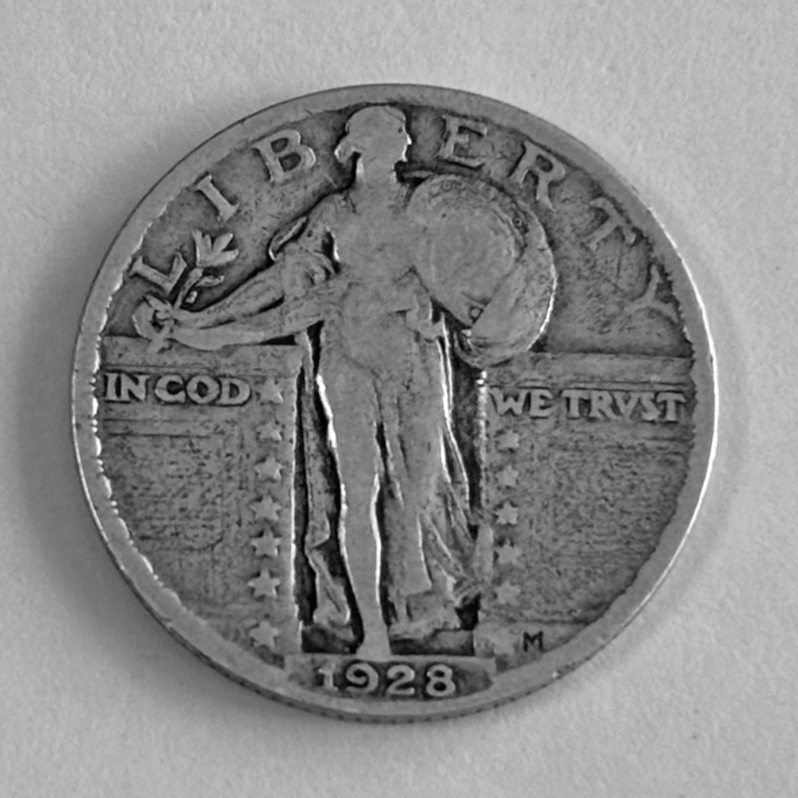 1928-P STANDING LIBERTY QUARTER VINTAGE COLLECTABLE