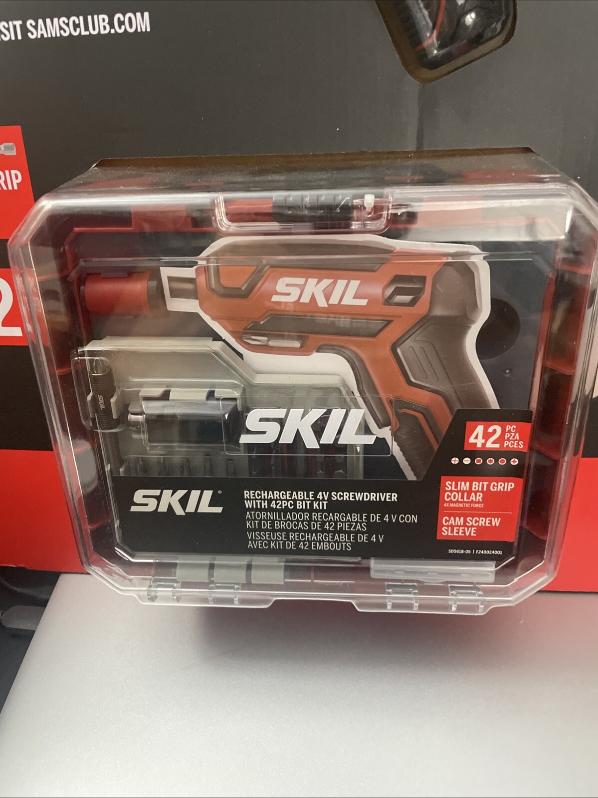 Skil Rechargeable Cordless 4V Screwdriver With 42PC Bit Kit & Case