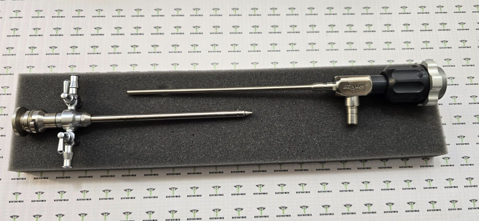 Stryker Arthroscope 4.0mm x 0° Non-Autoclavable C-Mount with Sheath
