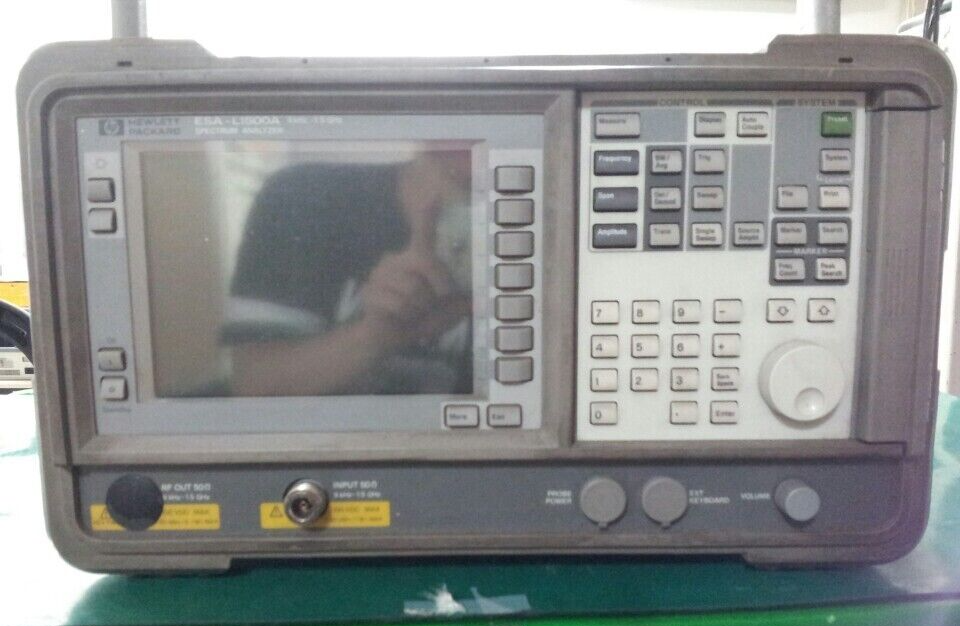Agilent ESA-L1500A Spectrum Analyzer opt A4H