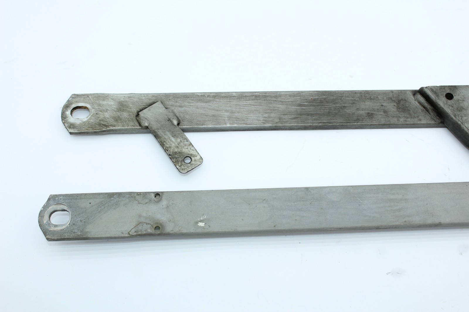 2007-2013 BMW E92 E93 328i 335i Front Subframe V-Brace Axle Strut Bracket Pair