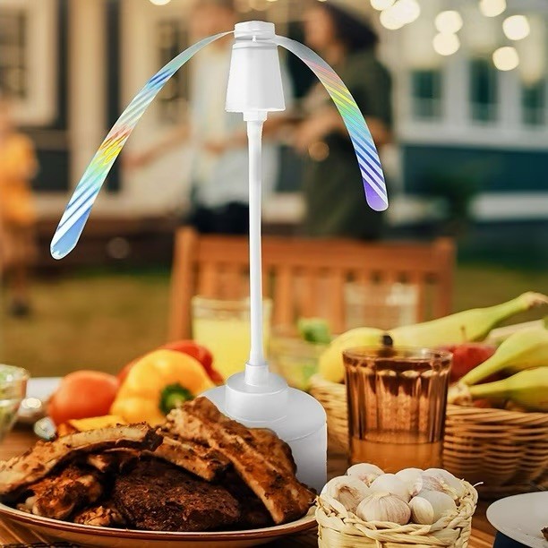 Tech Squared Fly Fan 2pack with Lamp and Powerbank - White