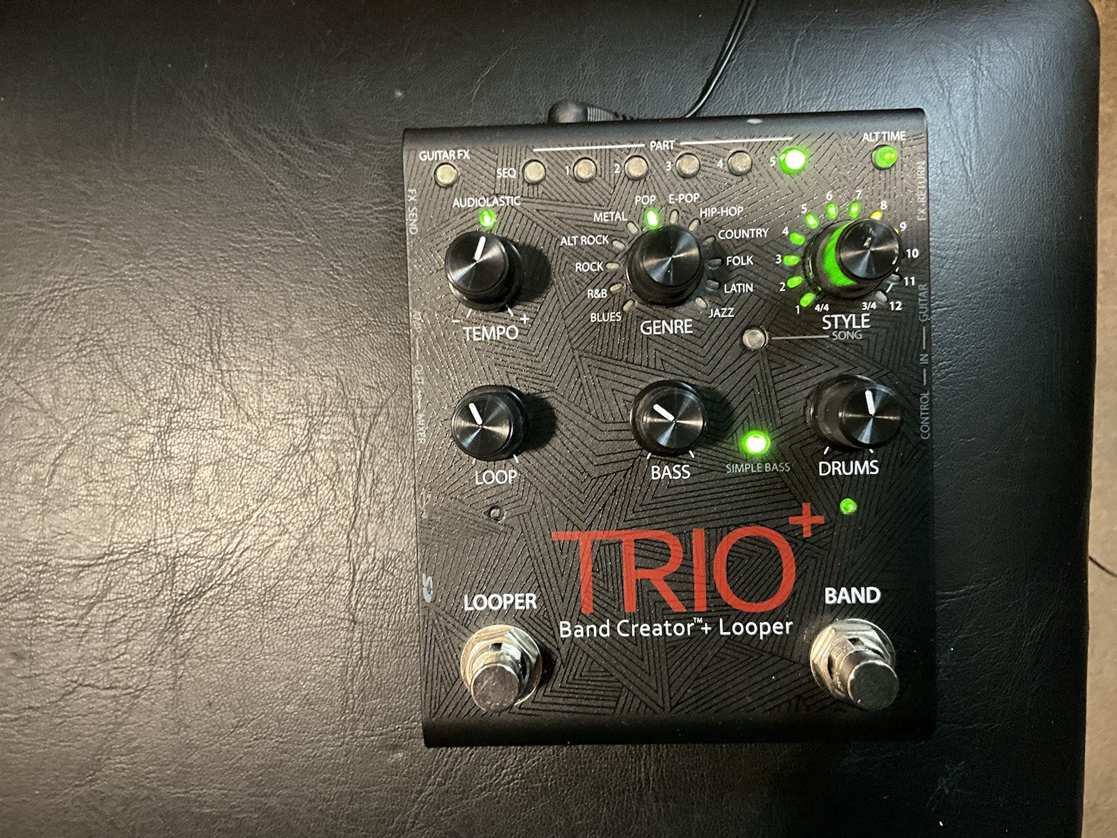 DigiTech TRIOPLUSV04 Trio Looper Footswitch Display Band Creator open boxes mint