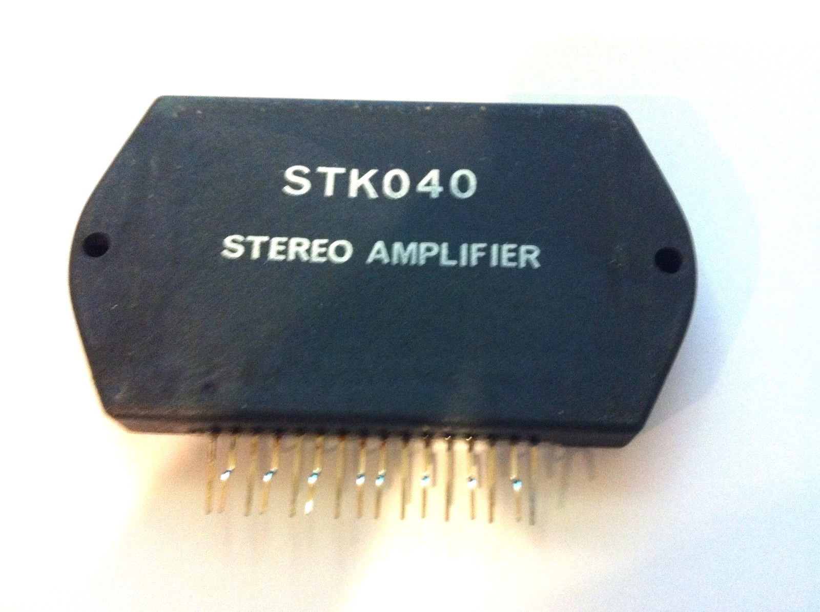 STK040 + Heat Sink Compound New Original SANYO
