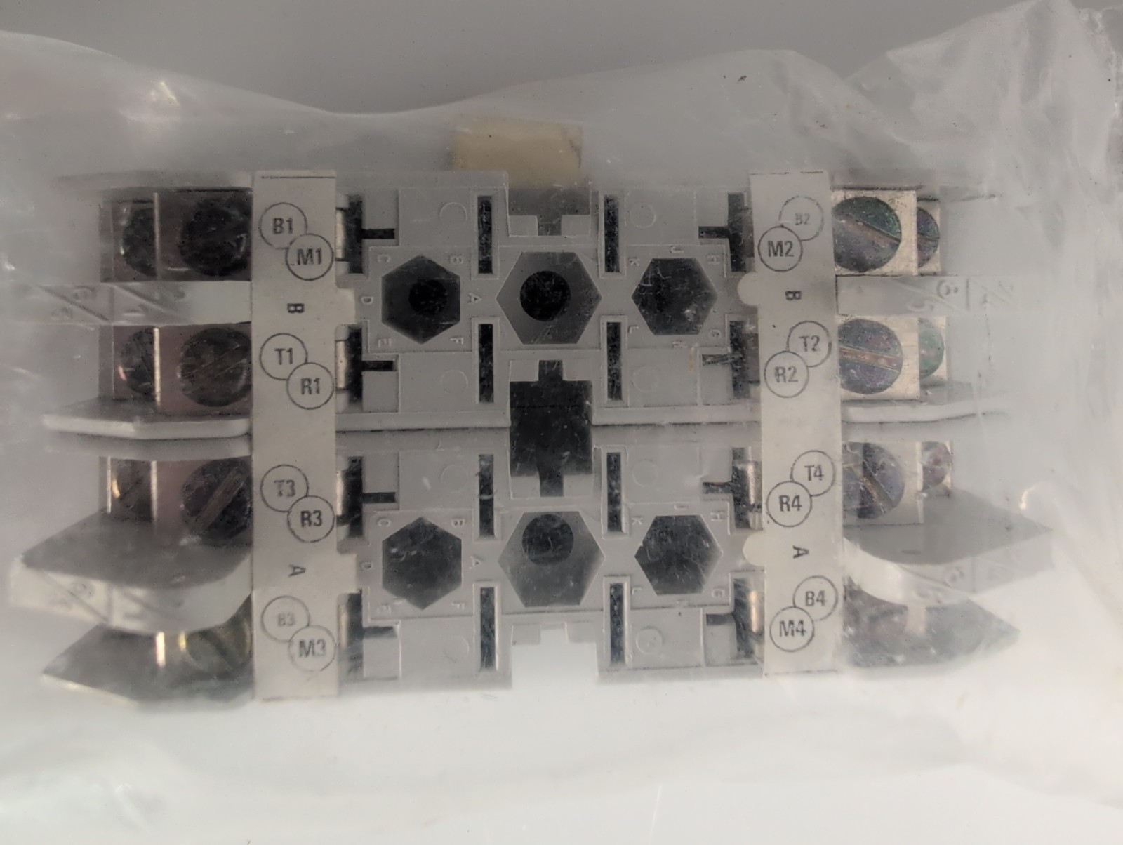 THOMAS & BETTS CR0067 RELAY SOCKET