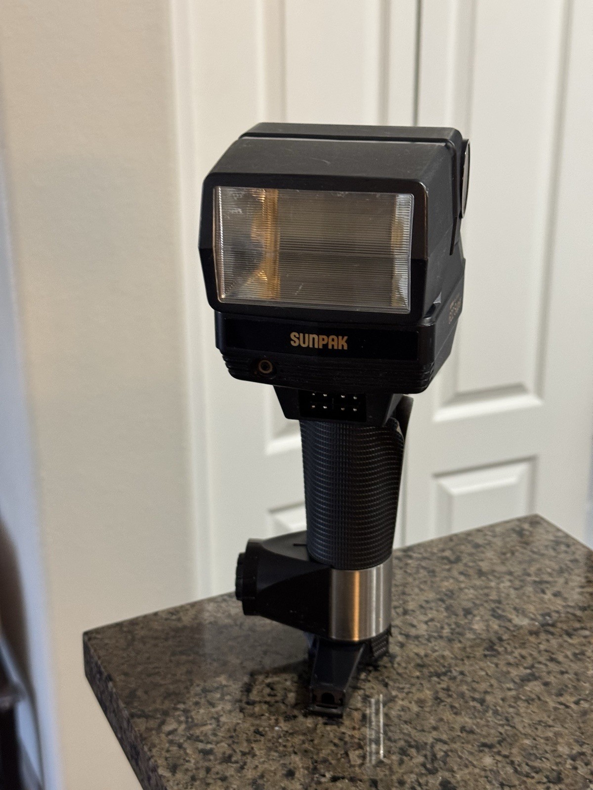 Sunpak 622 Super Pro System Flash w/ Handle And SH-1