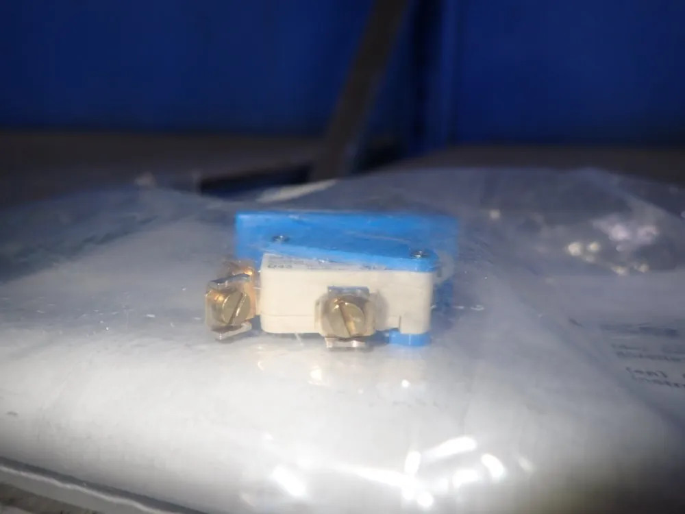 FESTO PRESSURE/VACUUM SWITCH D431