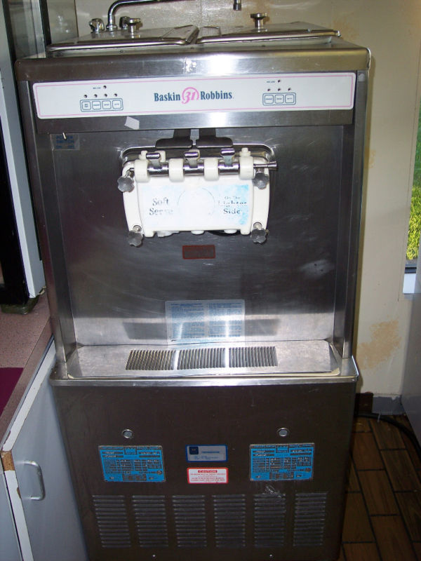 Complete Baskin-Robbins Ice Cream Store Equipment Package